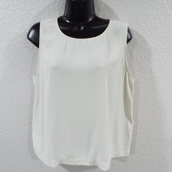 EILEEN FISHER Bone 100% Silk Sleeveless Tank Top Button Closure Back Size Medium - Picture 2 of 9
